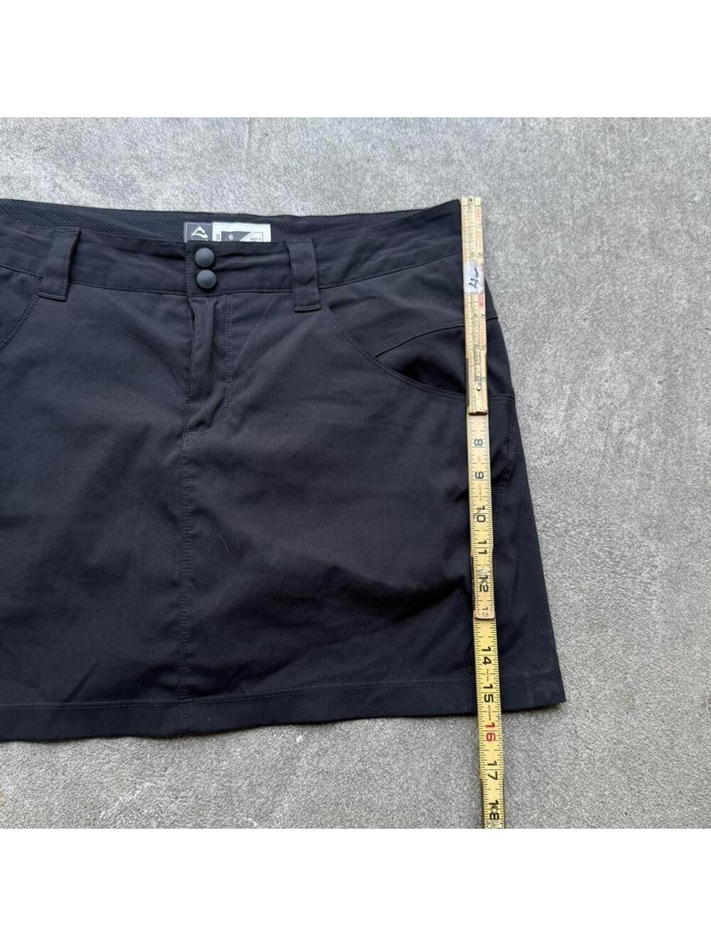 Alpine Design black mini skirt Size 6 #outdoor #hiking